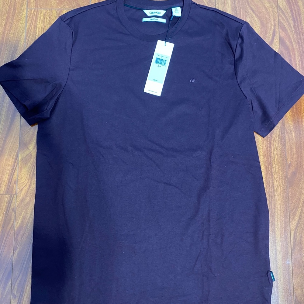 Calvin Klein Maroon Red Mens Small T Shirt